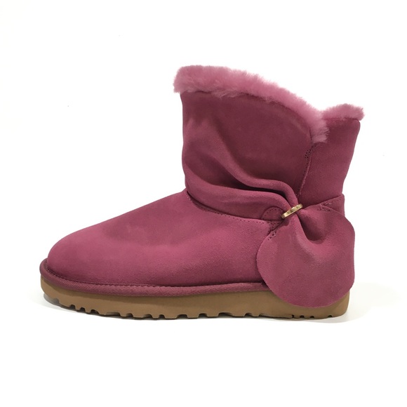 UGG CLASSIC MINI TWIST SUEDE / SHEEPSKIN ANKLE BOOTS -BOUGAINVILLEA -US 7 - Picture 3 of 9
